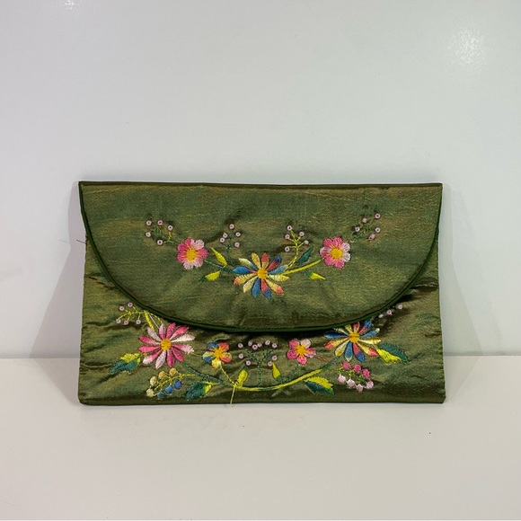Handmade hand-embroidered small wallet - Picture 5 of 9